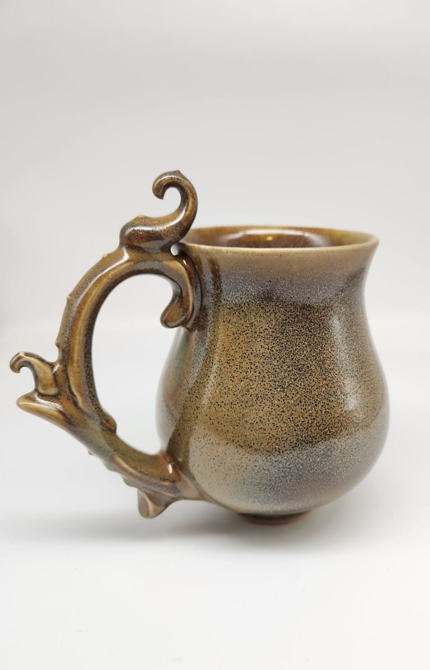 Speckled Gold Vine Handle Mug